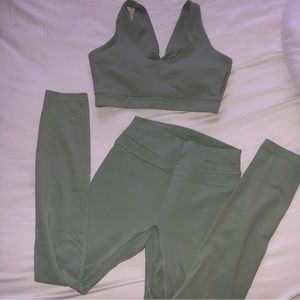 Whitney Simmons X Gymshark V2 Moss Green Set — S